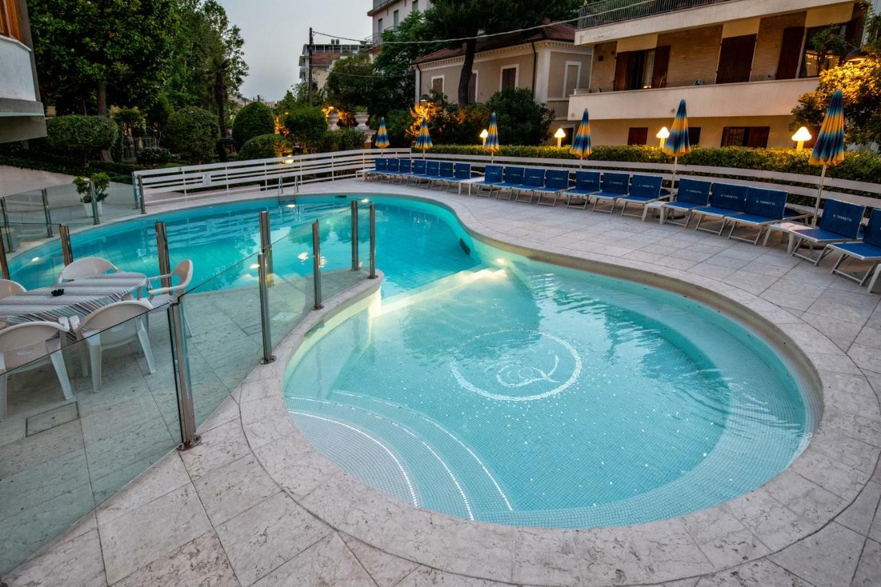 Hotel Torretta กัตตอลิกา ภายนอก รูปภาพ