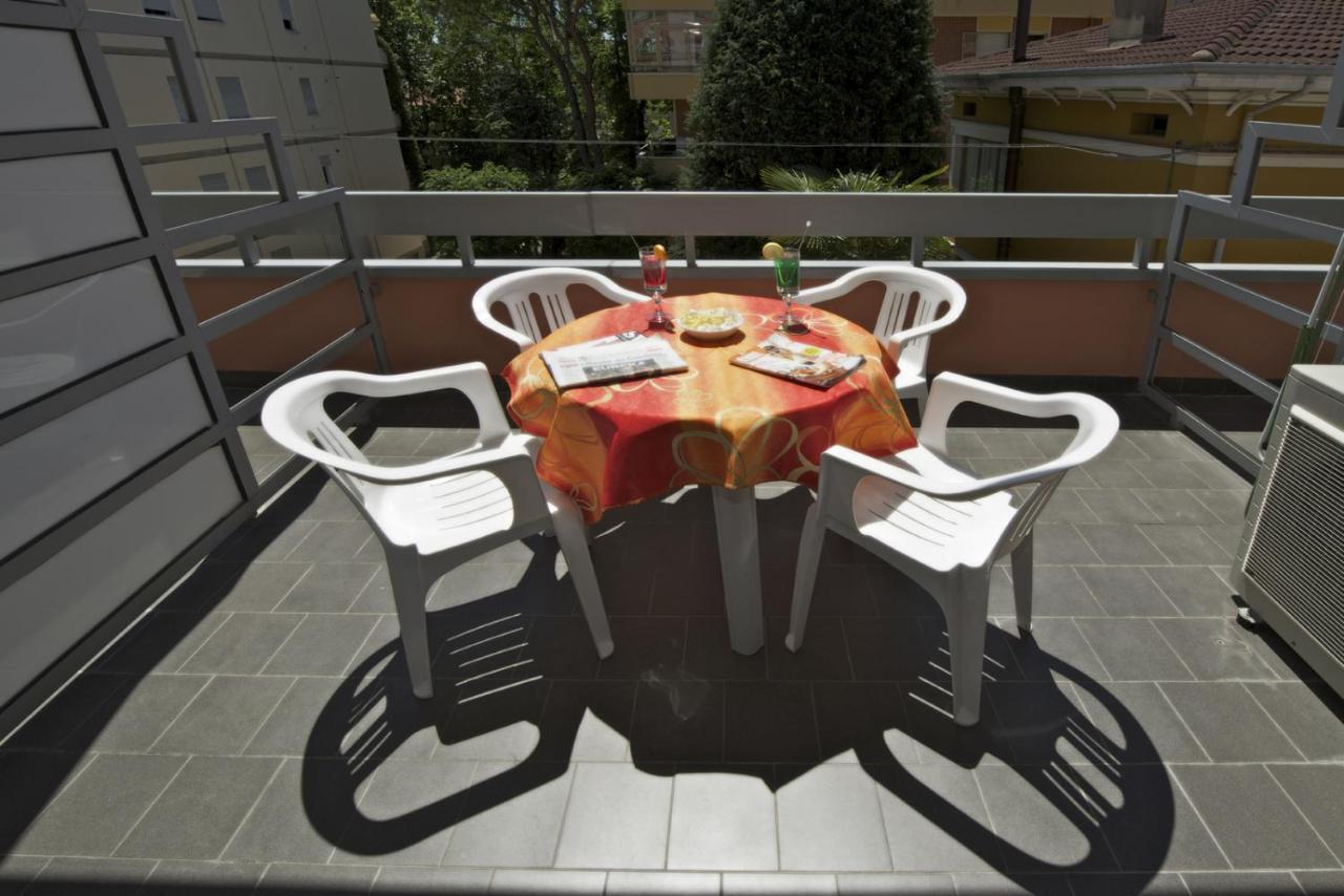 Hotel Torretta กัตตอลิกา ภายนอก รูปภาพ